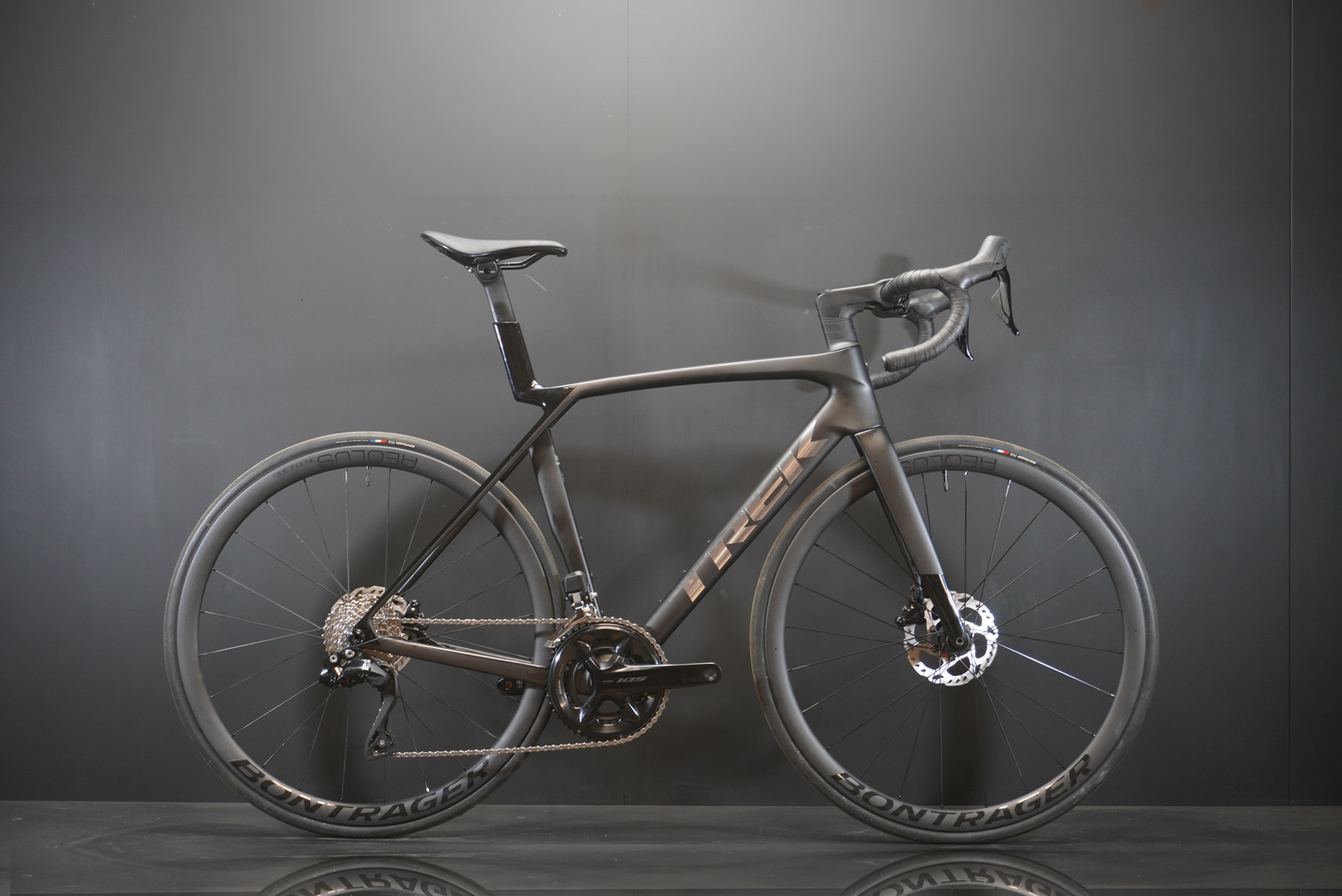 NEW Trek Madone SL6 Gen 8 105 Di2 Carbon Disc Road Bike 2024 - M/L