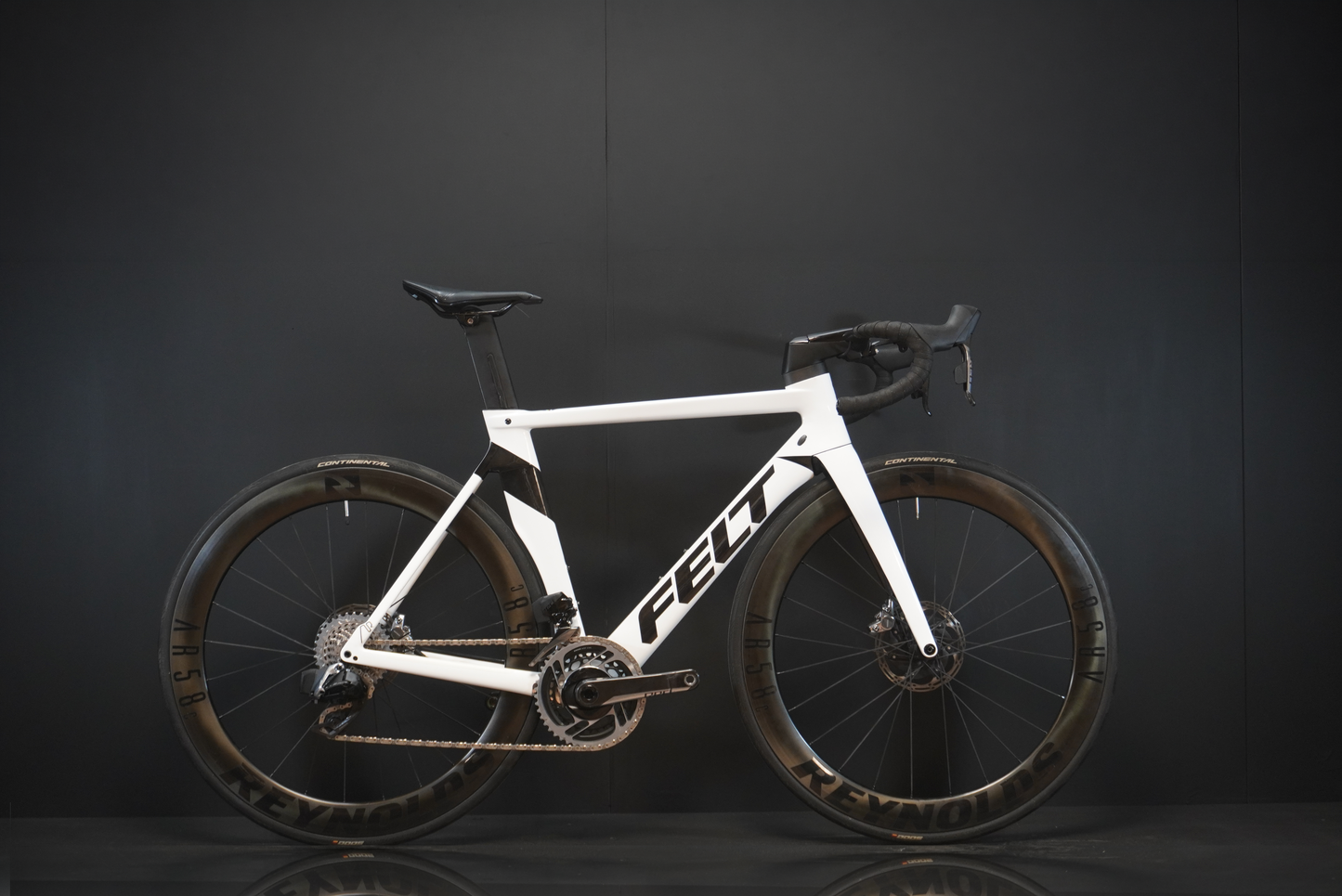Felt AR Advanced SRAM Red AXS Carbon Disc Road Bike 2023 - 54cm