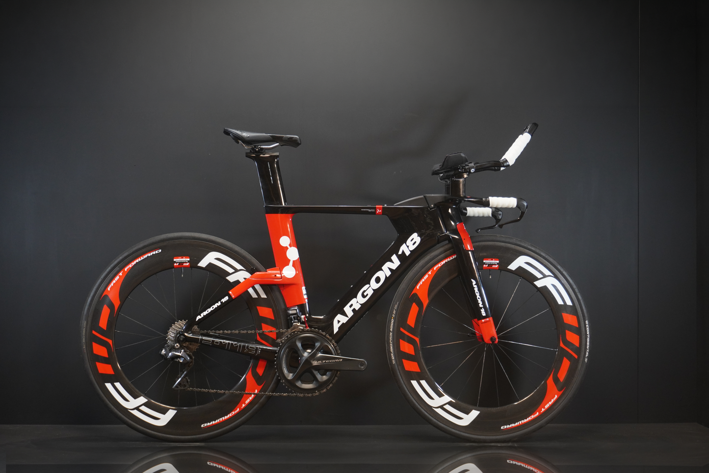 Argon 18 E-119 Tri Carbon Di2 TT/Triathon Bike 2018 - Medium