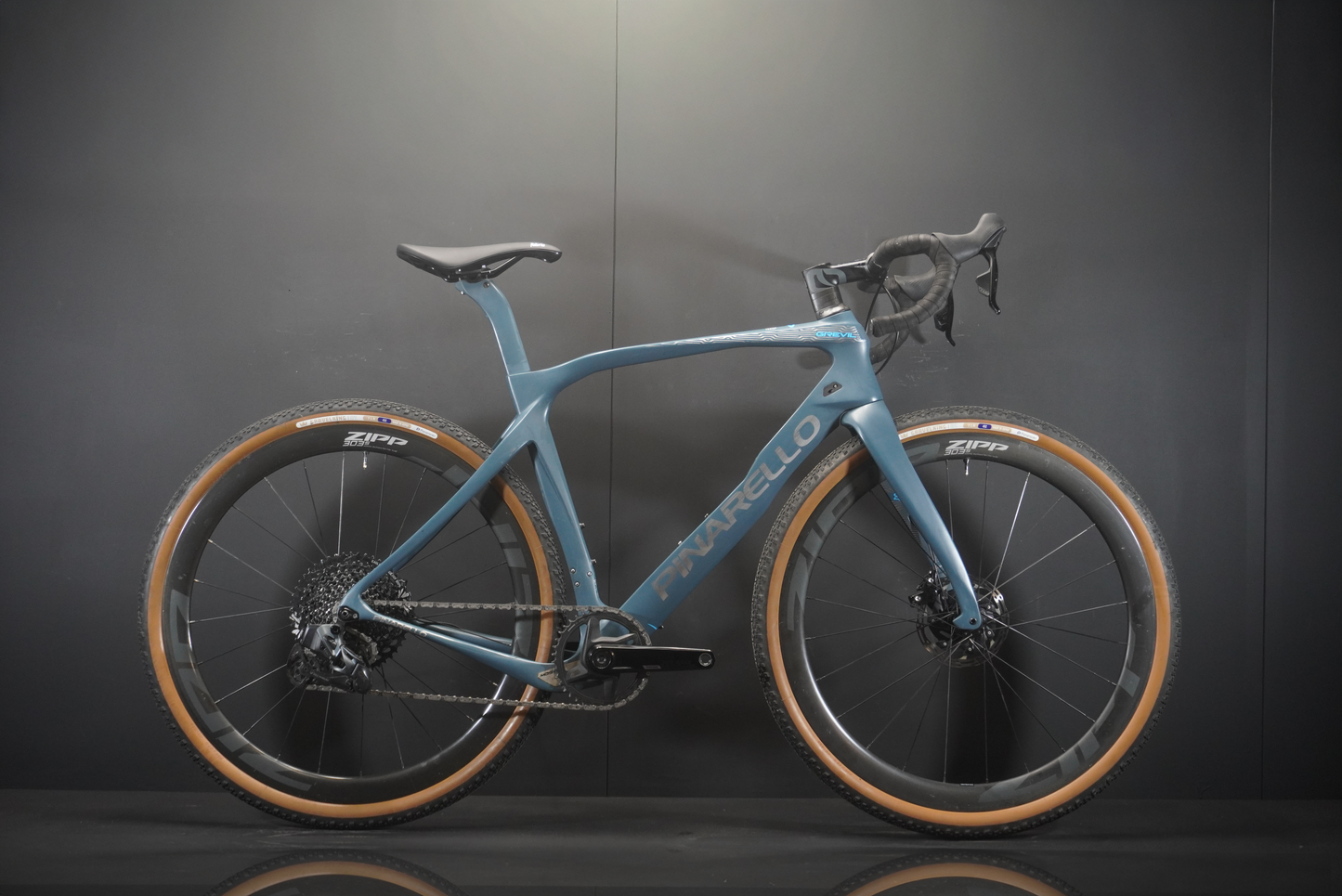 Pinarello Grevil AXS Zipp 303s Carbon Disc Gravel Bike 2020 - 56cm - Big Upgrades!