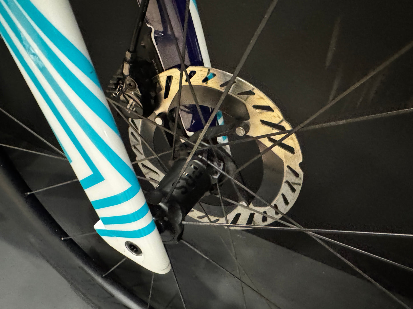 Merida Reacto Team CF5 Dura-Ace Di2 Carbon Disc Road Bike 2025 - XL