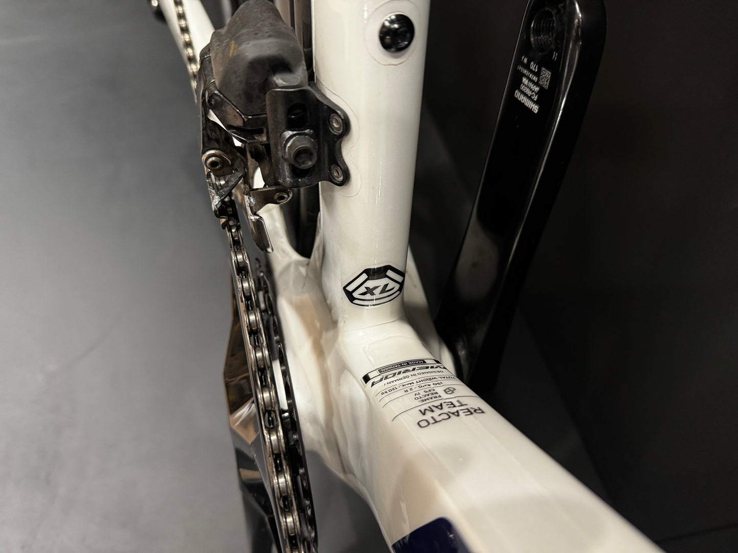 Merida Reacto Team CF5 Dura-Ace Di2 Carbon Disc Road Bike 2025 - XL