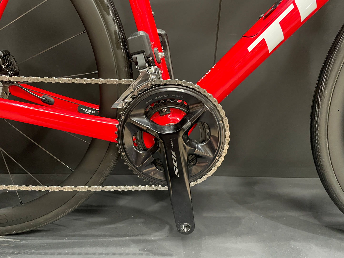Trek Domane SL6 105 Di2 Carbon Disc Road Bike 2021 - 60cm - Upgraded!