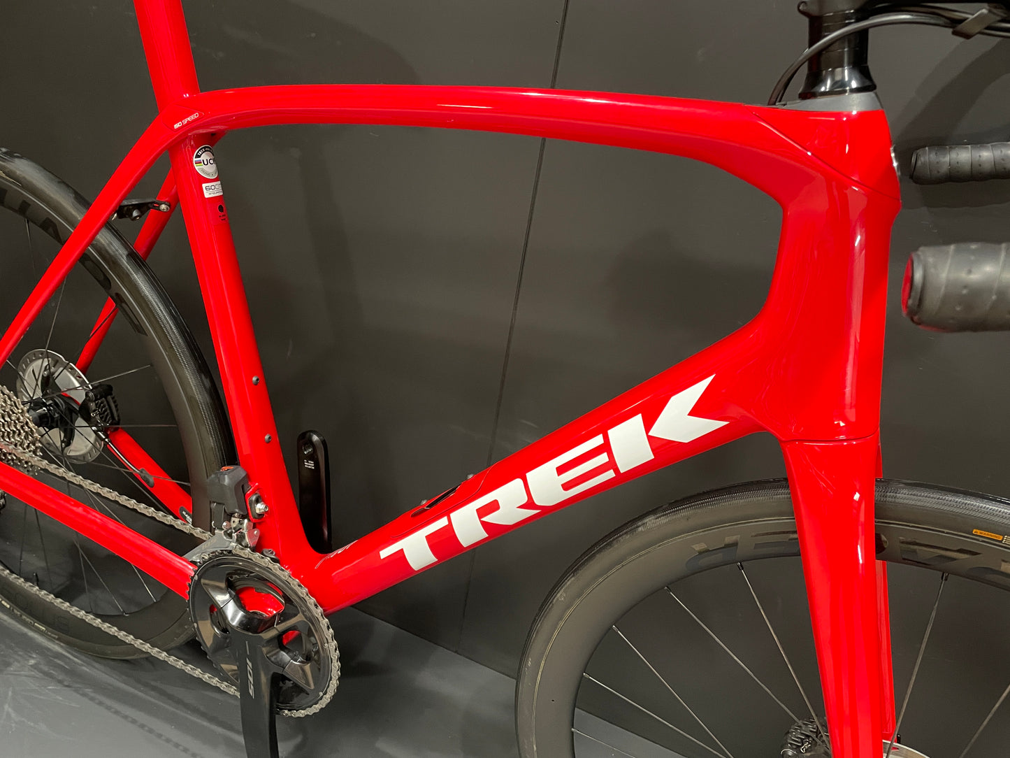 Trek Domane SL6 105 Di2 Carbon Disc Road Bike 2021 - 60cm - Upgraded!