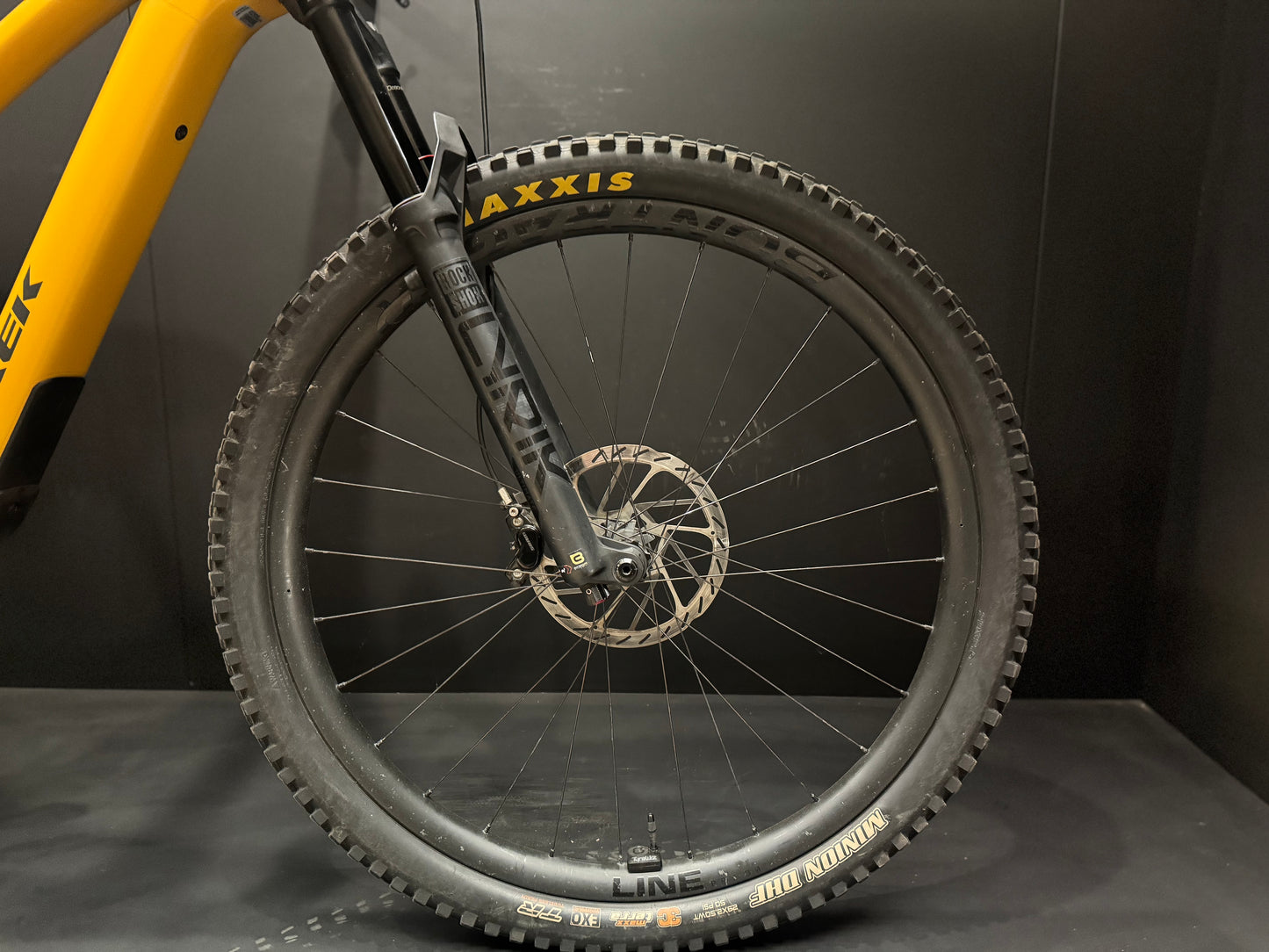 Trek Fuel EX-e 9.8 AXS Project One Carbon Disc E-MTB 2023 - Medium