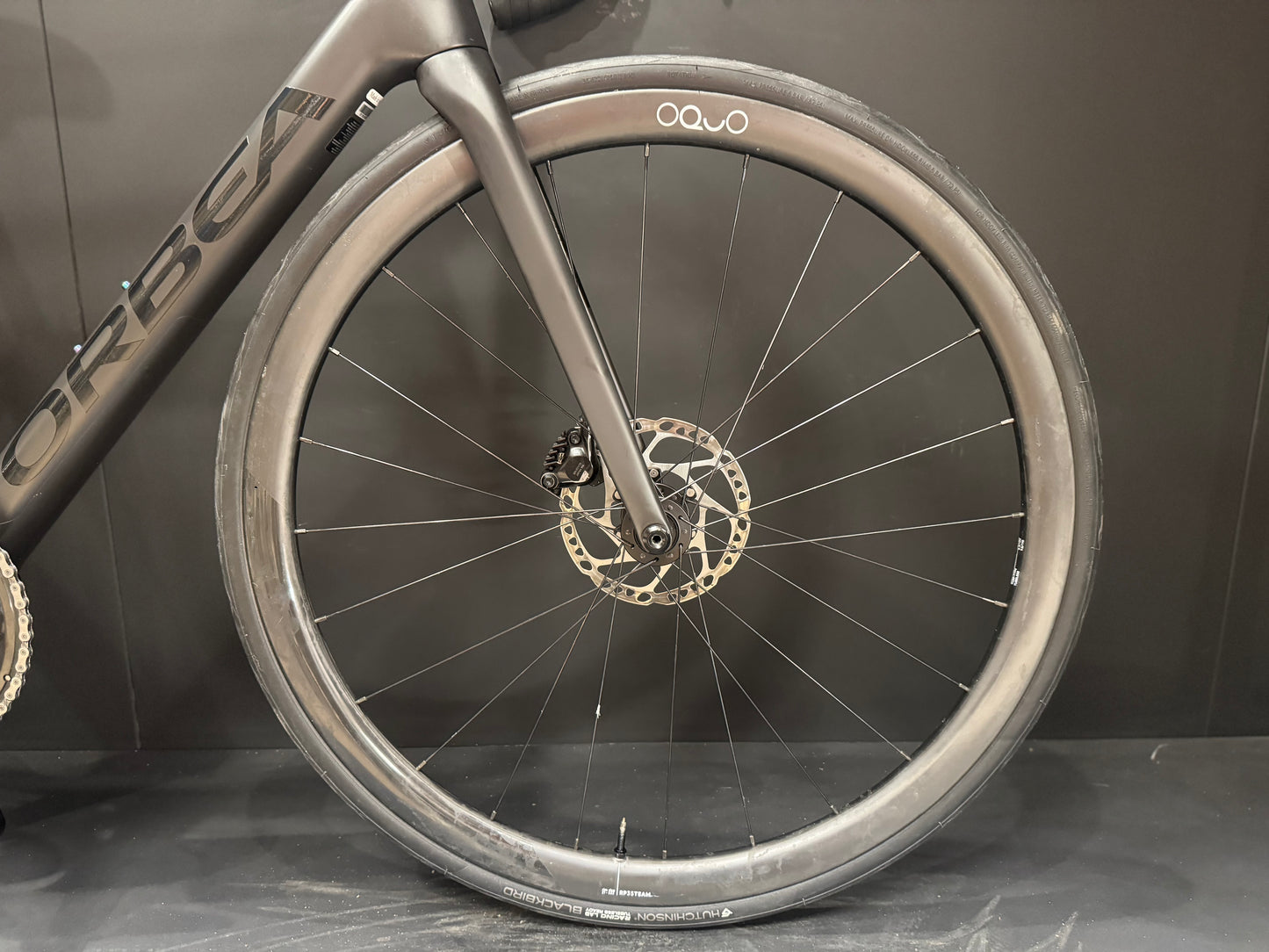 Orbea Orca M30 105 Di2 Carbon Disc Road Bike 2025 - 53cm