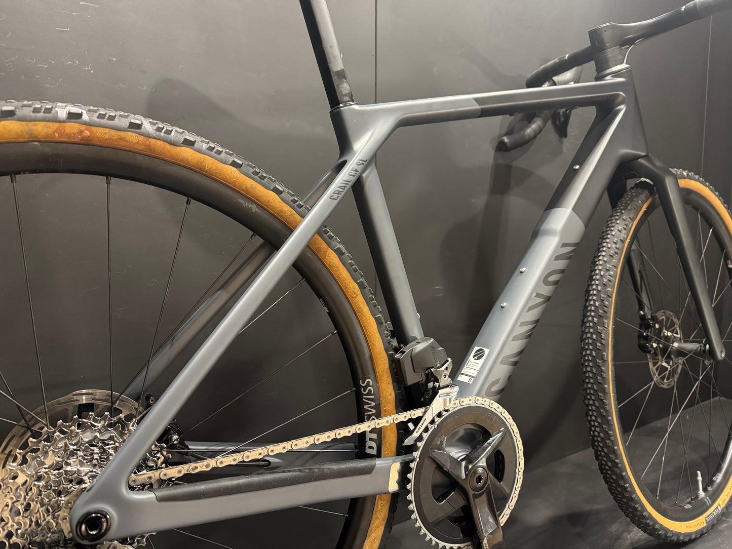 Canyon Grail CF SL 7 SRAM AXS Carbon Disc Gravel Bike - Small - 2024