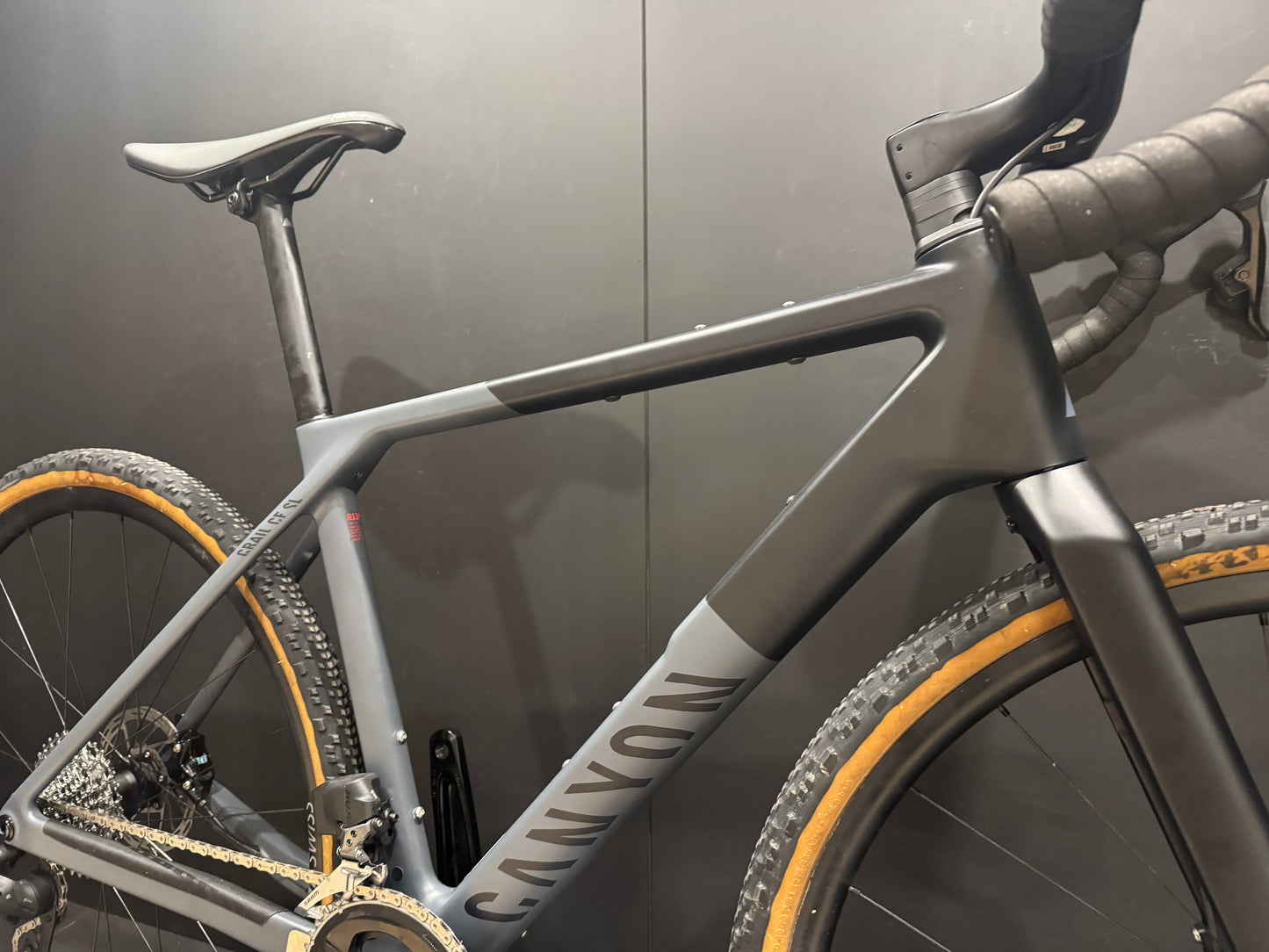 Canyon Grail CF SL 7 SRAM AXS Carbon Disc Gravel Bike - Small - 2024