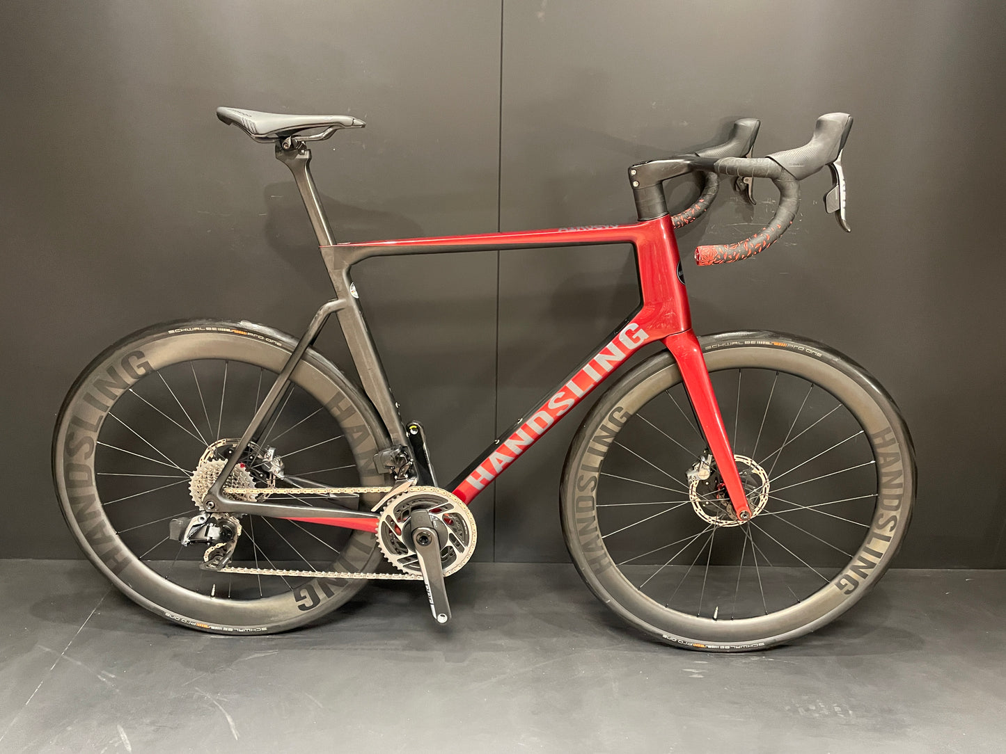 Handsling A1R0evo SRAM Red AXS Carbon Disc Road Bike 2022 - 60cm