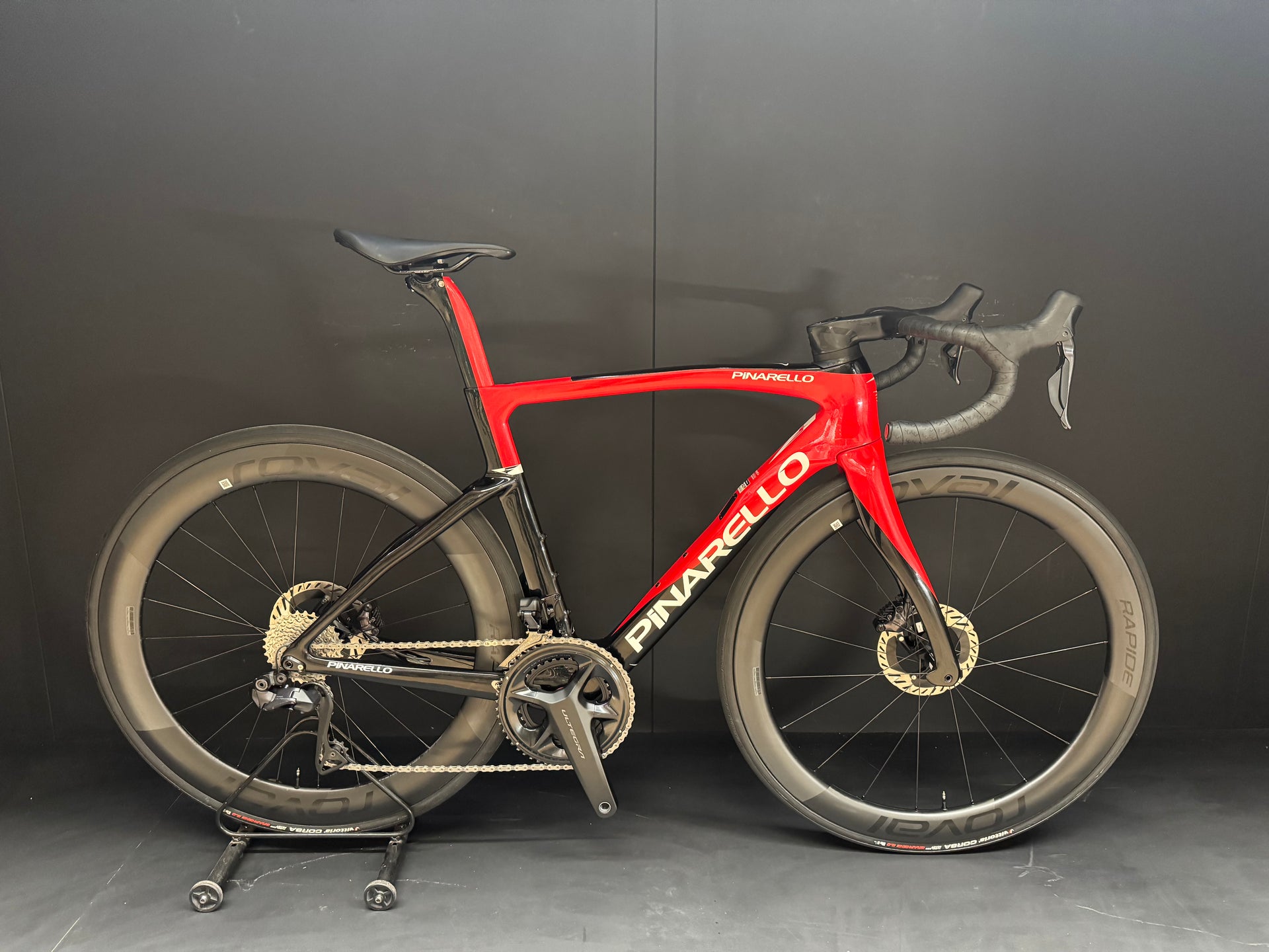 Pinarello F7 Ultegra Di2 Carbon Disc Road Bike 2024 - 53cm