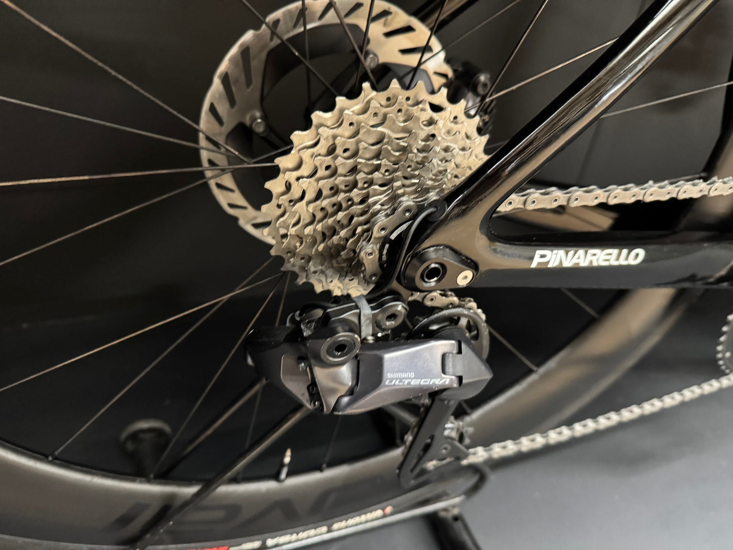 Pinarello F7 Ultegra Di2 Carbon Disc Road Bike 2024 - 53cm