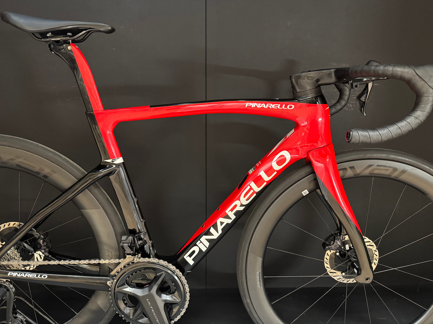 Pinarello F7 Ultegra Di2 Carbon Disc Road Bike 2024 - 53cm