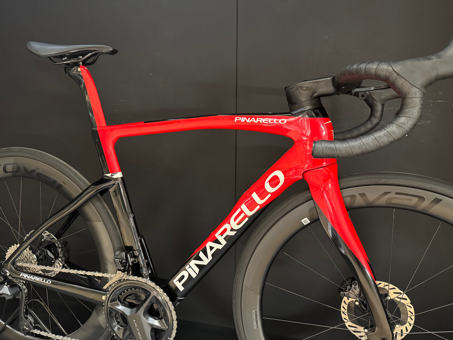 Pinarello F7 Ultegra Di2 Carbon Disc Road Bike 2024 - 53cm