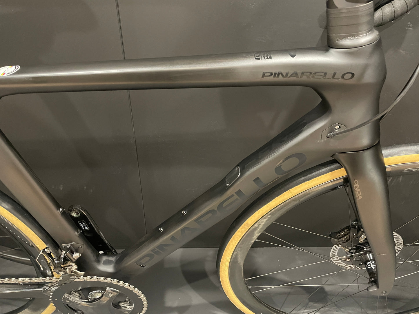 Pinarello Paris Chorus/Shamals Carbon Disc Road Bike 2023 - 53cm