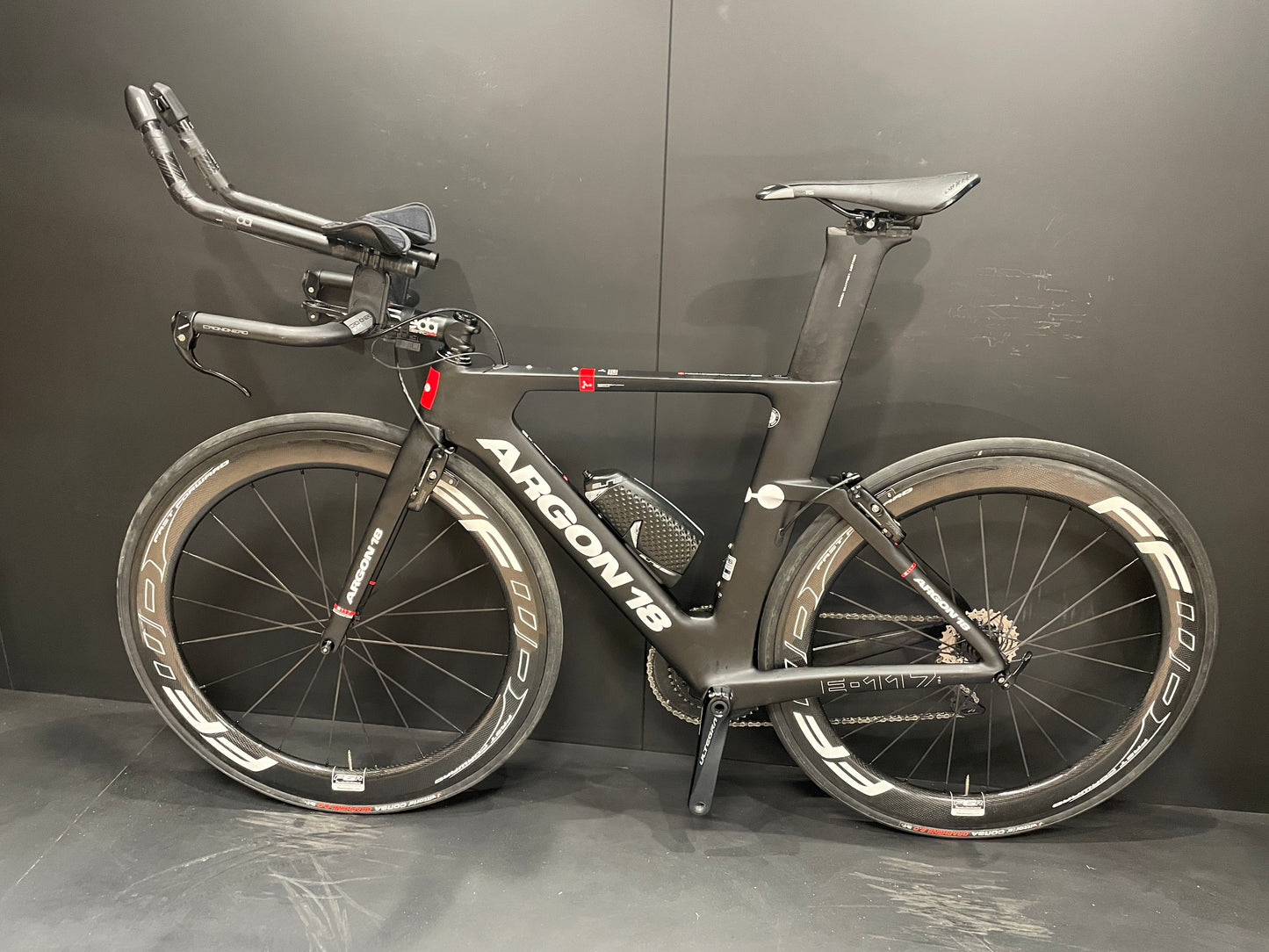 Argon 18 E-117 Carbon Di2 TT/Triathon Bike 2019 - Small