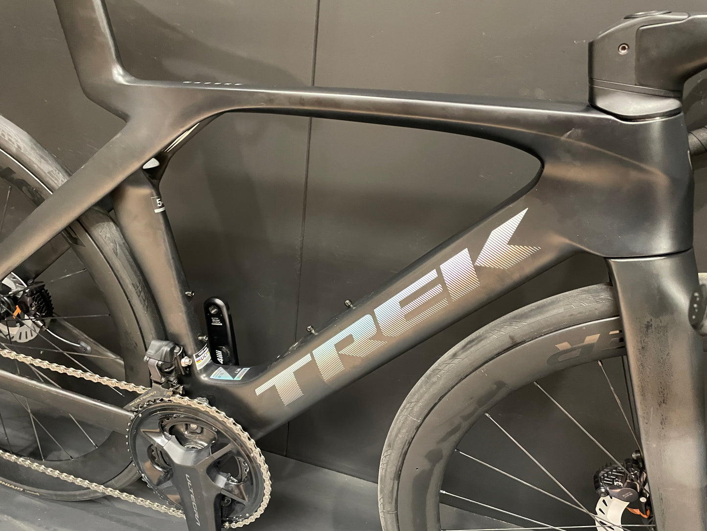 Trek Madone SLR 7 Gen 7 Di2 Carbon Disc Road Bike 2023 - 54cm