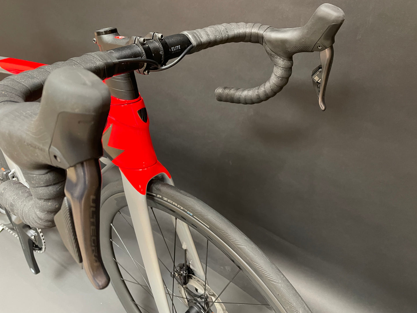 Trek Emonda SL6 Pro Carbon Disc Road Bike 2023 - 54cm (Upgraded to SL7 Spec)
