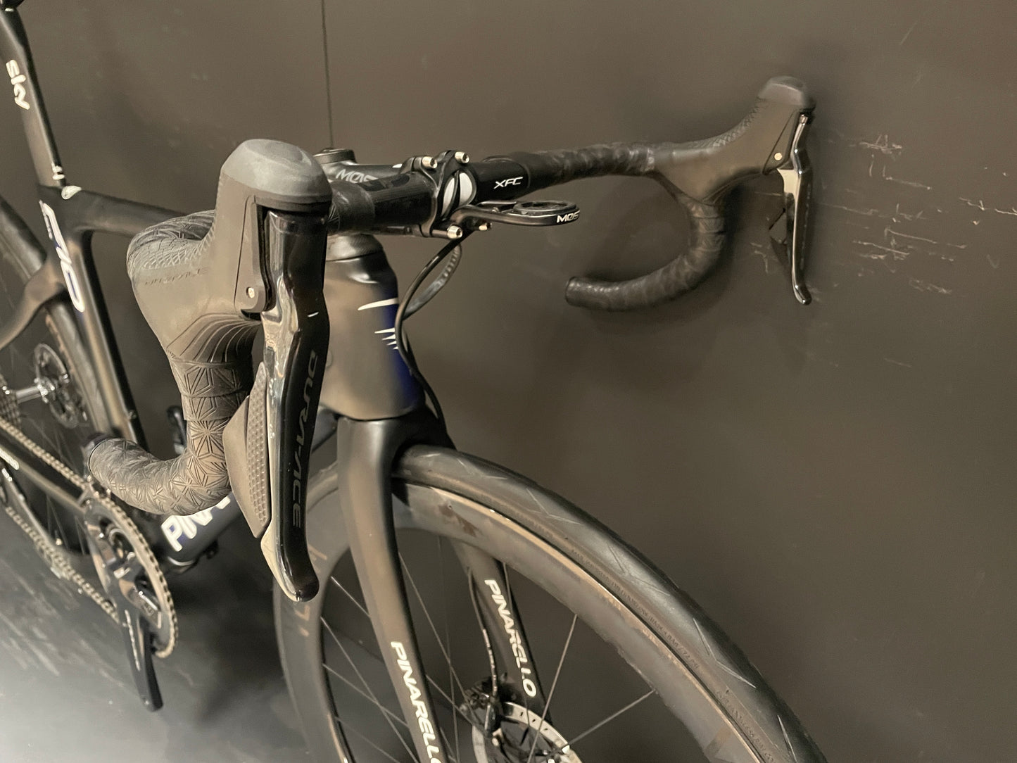 Pinarello Dogma Sky Team F10 Dura Ace Di2 Carbon Disc Road Bike - 2020 - 50cm