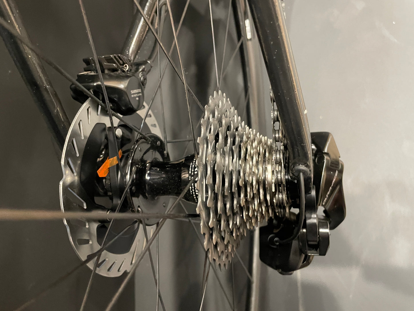 Canyon Ultimate CFR Dura-Ace Di2 ENVE Carbon Disc Road Bike 2025 - Medium