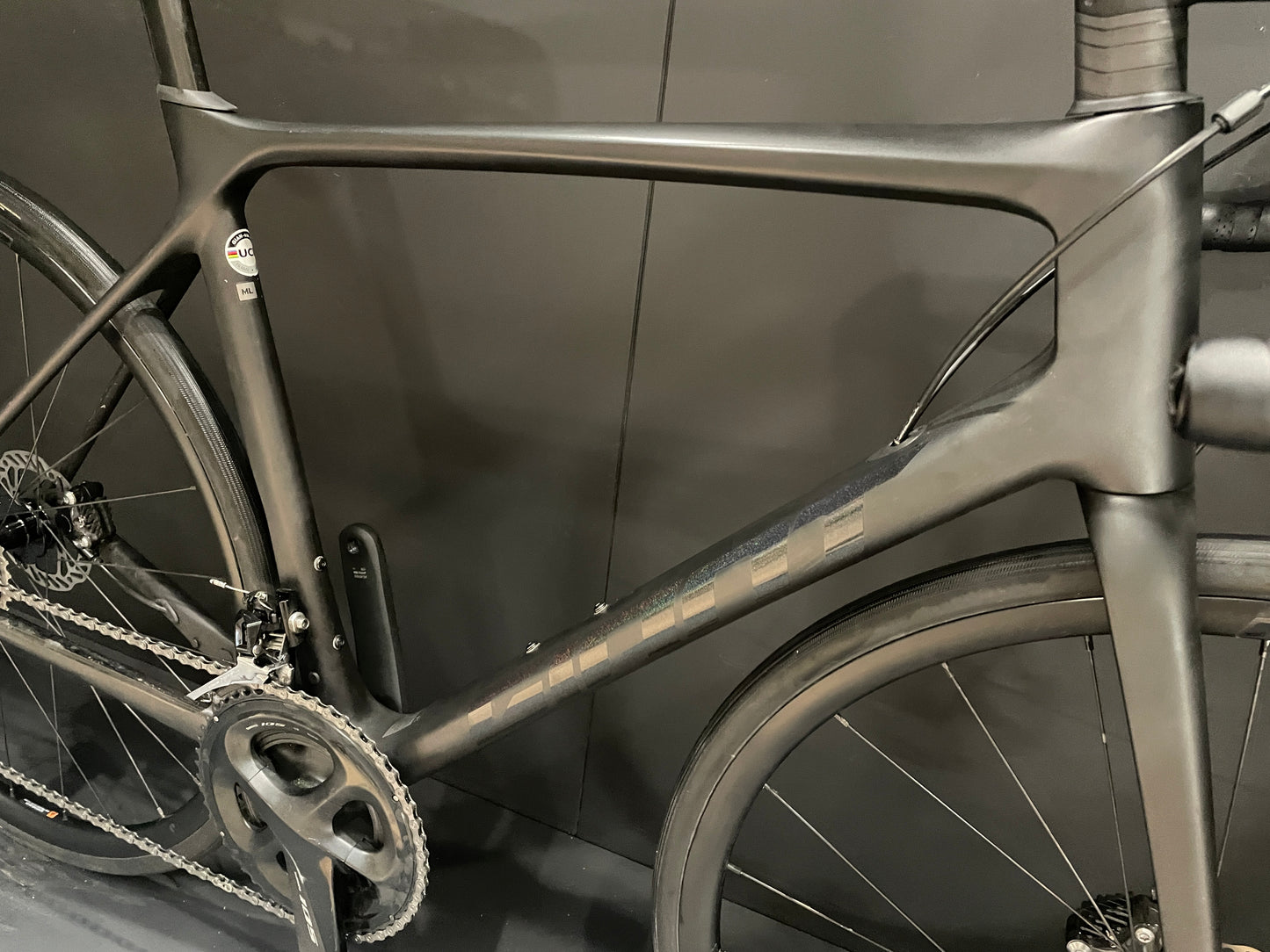 Giant TCR Advanced 2 105 Carbon Disc Road Bike 2021 - M/L
