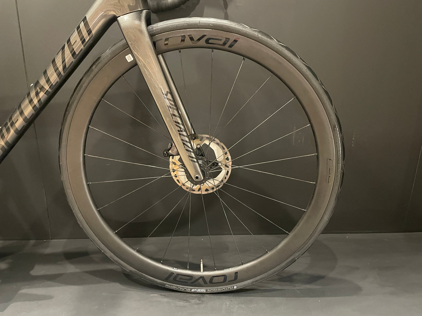 Specialized Tarmac SL8 Expert Di2 Carbon Disc Road Bike 2024 - 54cm