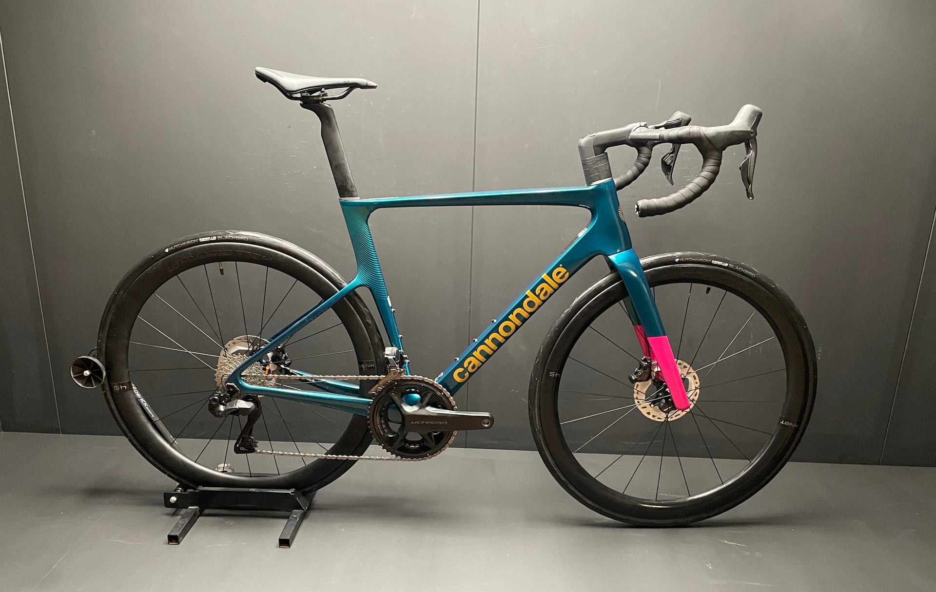 Cannondale Supersix EVO 2 Di2 Carbon Disc Road Bike 2025 - 54cm