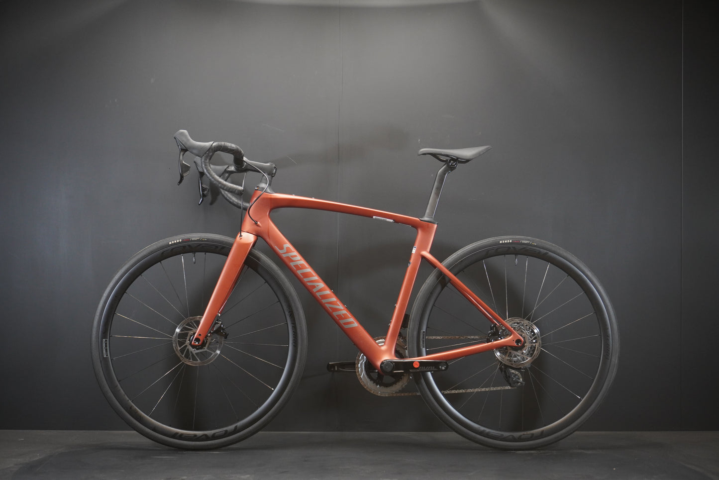 Specialized Roubaix Expert AXS & P/M Carbon Disc Road Bike 2025 - 56cm