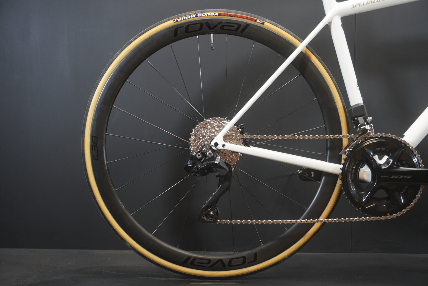 Specialized Aethos Comp 105 Di2 Carbon Disc Road Bike 2024 - 54cm - Upgraded Roval Wheels
