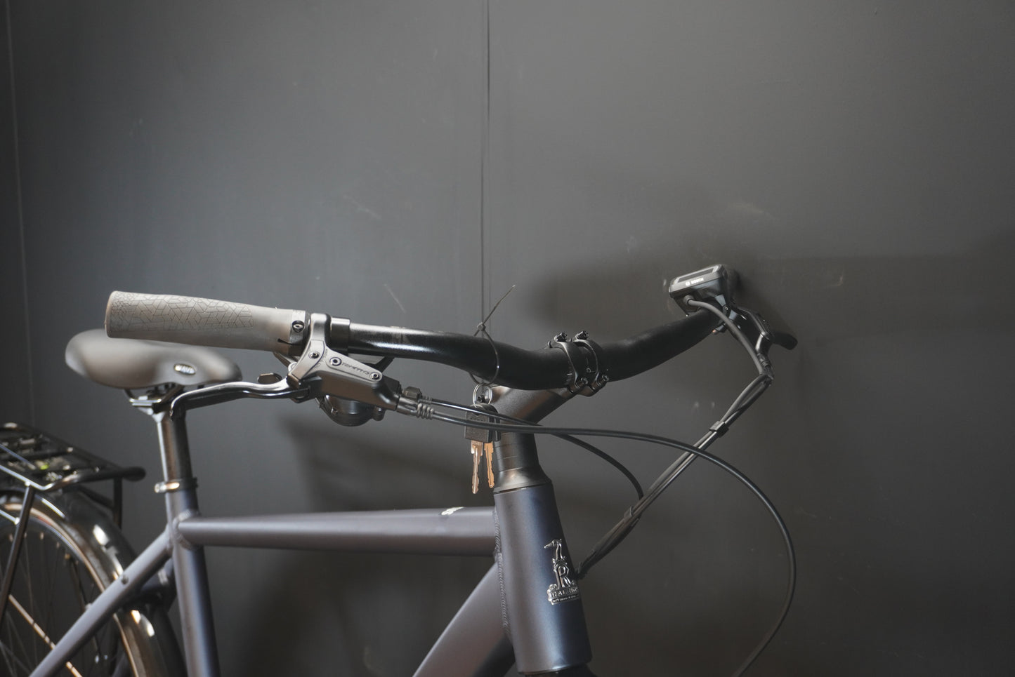 Raleigh Motus Crossbar Derailleur 400wh E-Hybrid Bike - Medium - 0.6 Miles