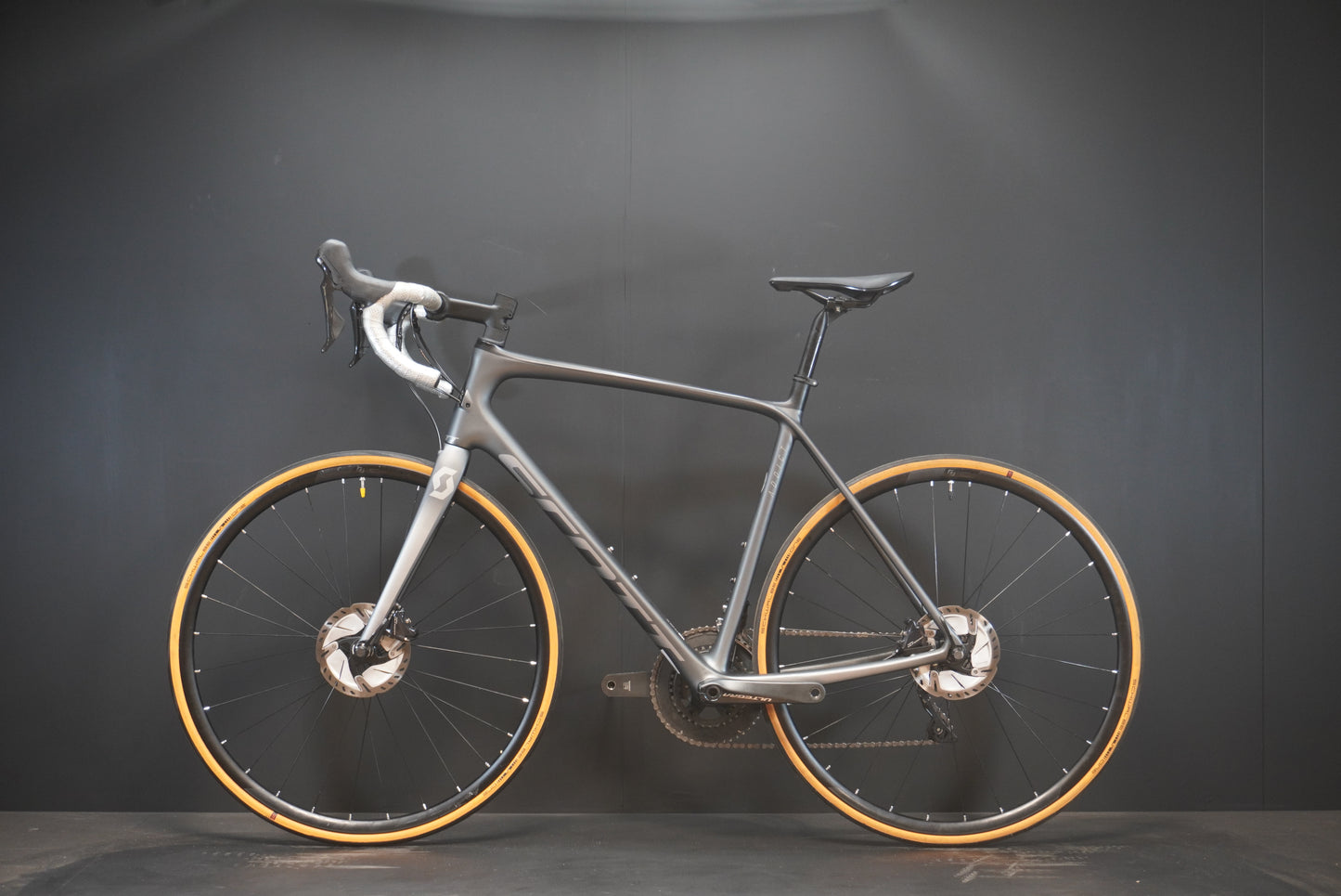 Scott Addict 10 Carbon Disc Road Bike 2020 - Large 56cm
