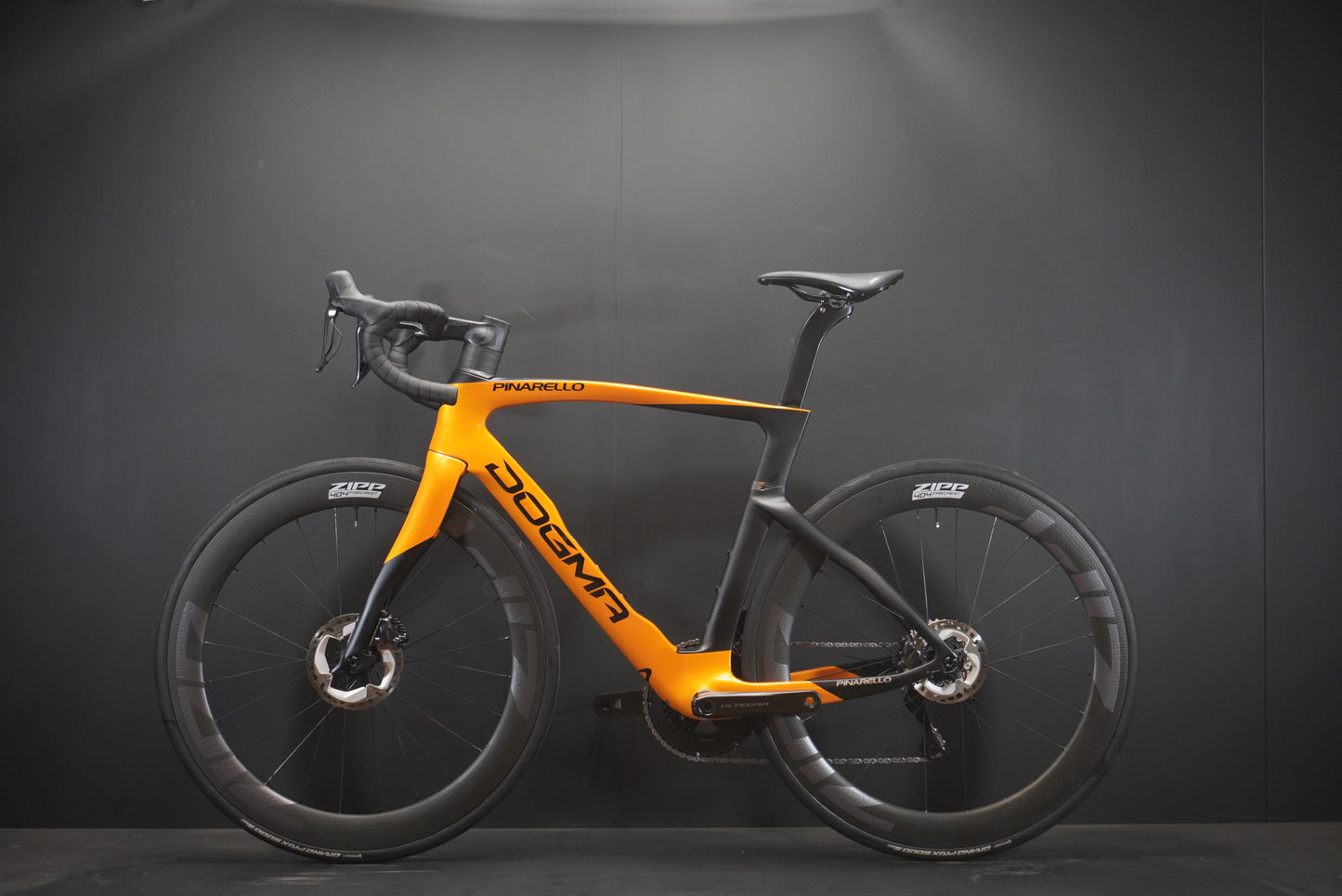 Pinarello Dogma F Di2 Carbon Disc Road Bike 2024 - 55cm