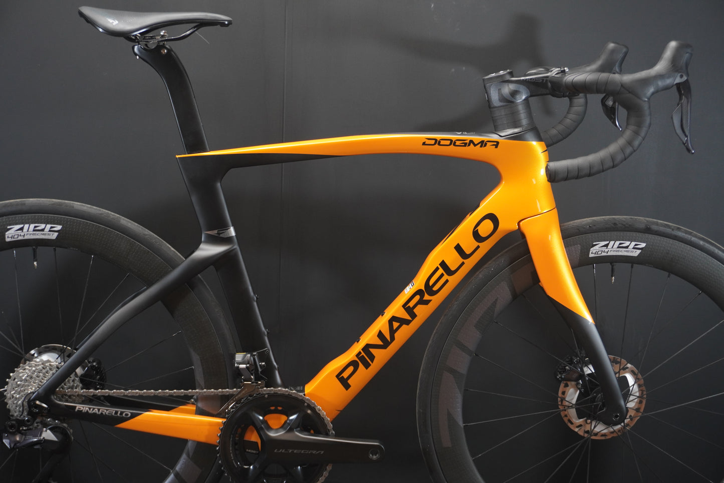 Pinarello Dogma F Di2 Carbon Disc Road Bike 2024 - 55cm