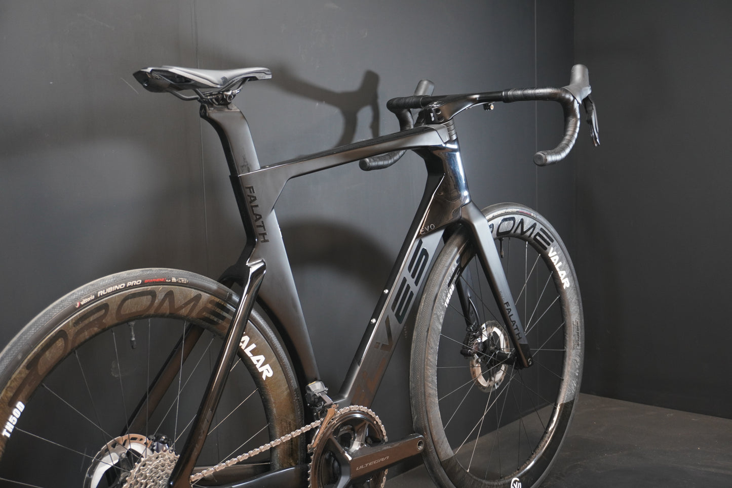 Elves Falath EVO Ultegra Di2 Carbon Disc Road Bike 2024 - 56cm