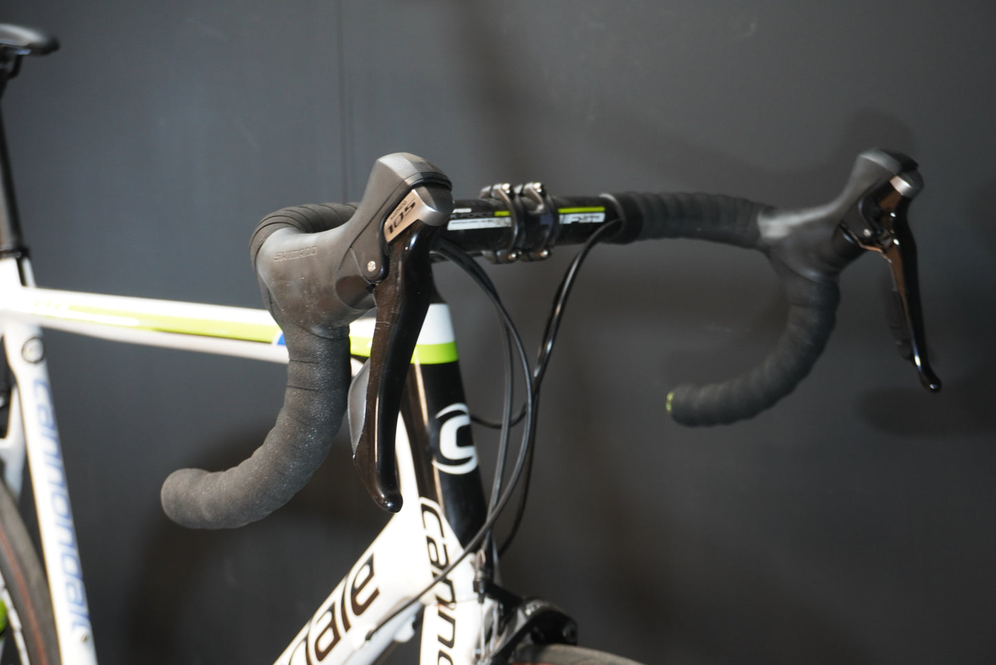 Cannondale Supersix Evo 105 carbon road bike - 60cm