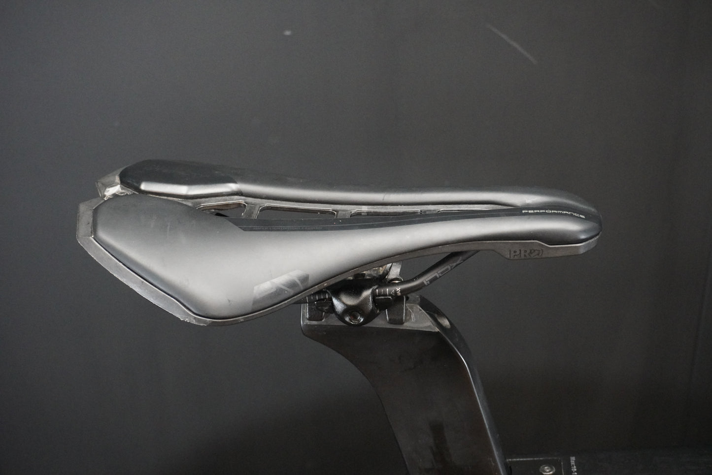 Elves Falath EVO Ultegra Di2 Carbon Disc Road Bike 2024 - 56cm
