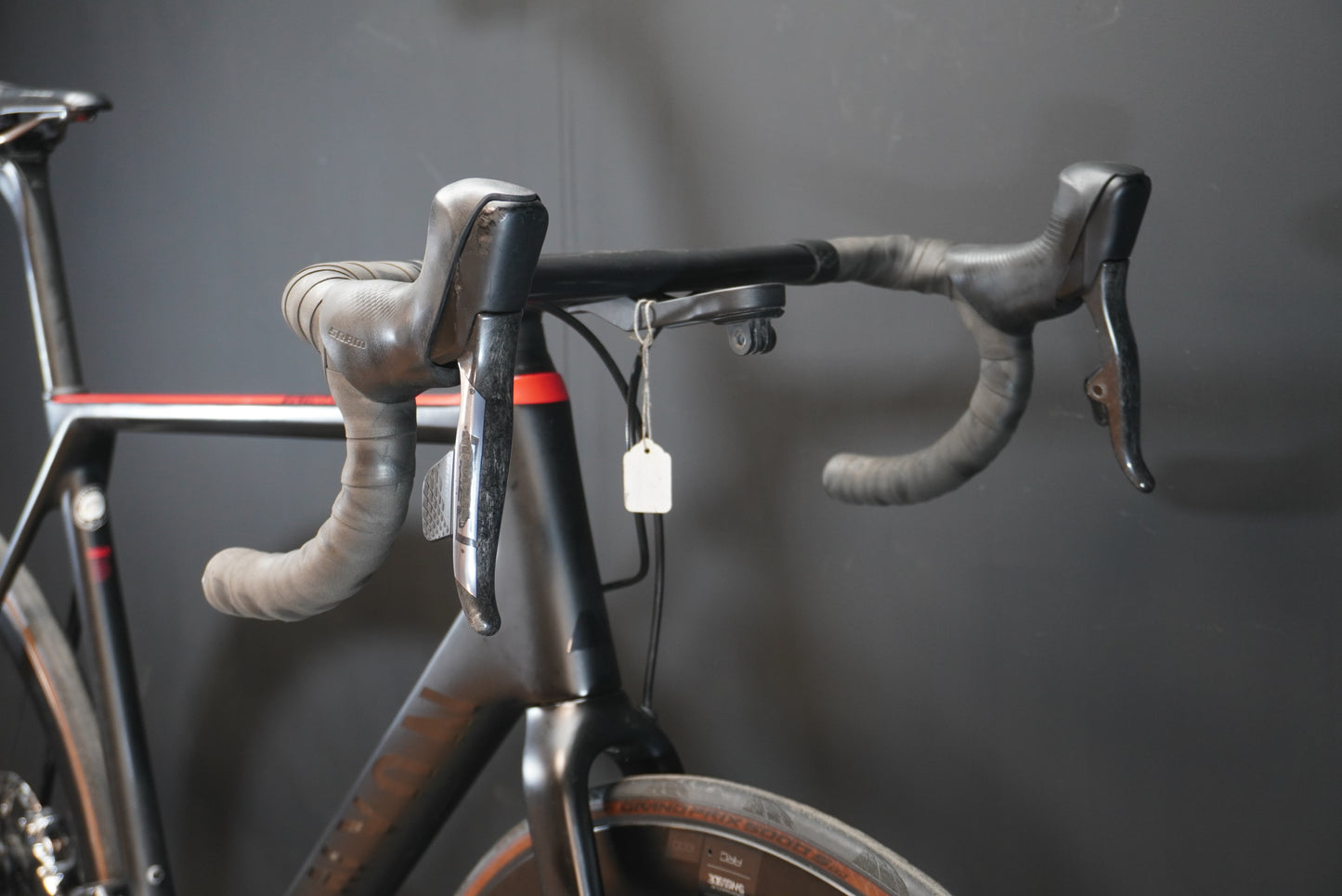 Canyon Ultimate CF SLX9 AXS RED & P/M Carbon Disc Road Bike 2019 - Large