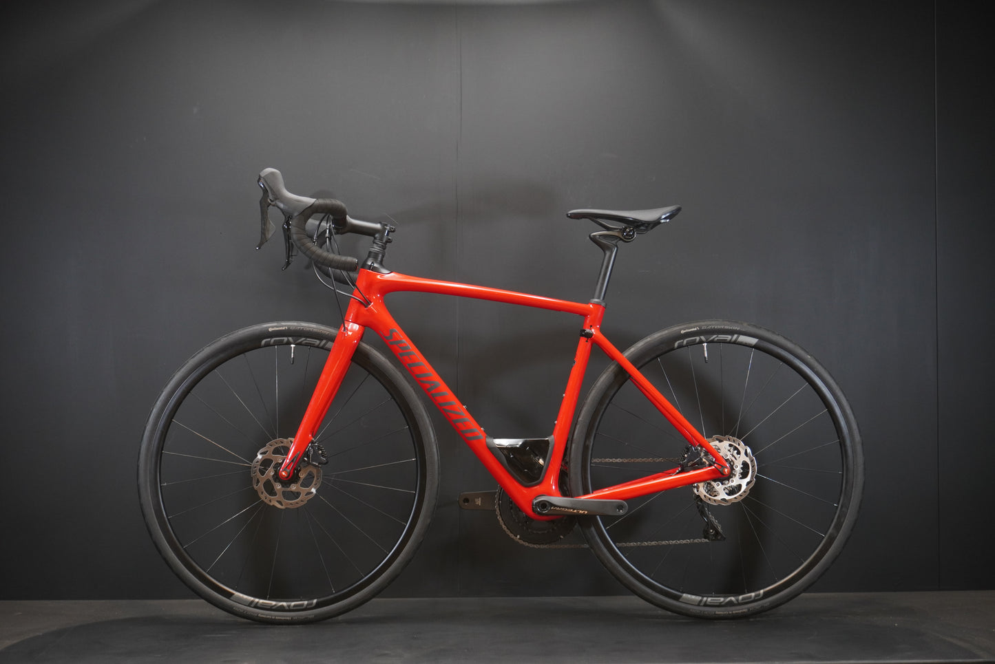 Specialized Roubaix Expert Ultegra Carbon Disc Road Bike 2018 - 54cm