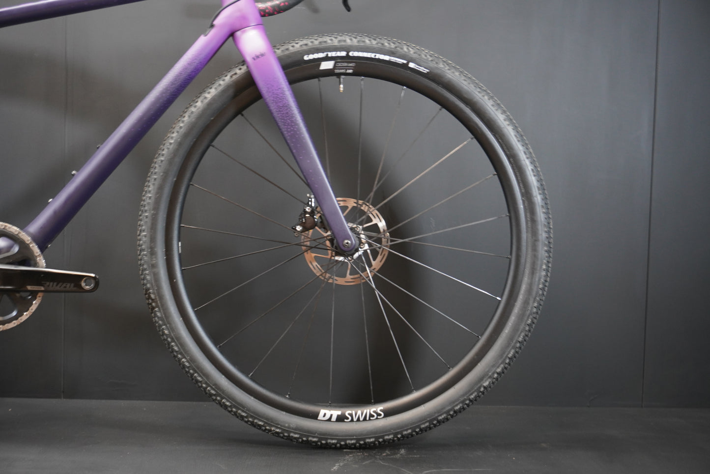 Vielo V+1 Rival AXS & P/M Carbon Disc Road Bike 2025 - Small