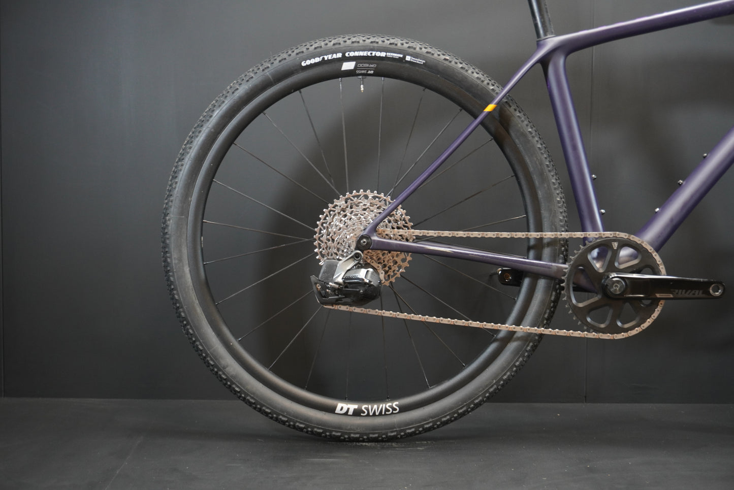 Vielo V+1 Rival AXS & P/M Carbon Disc Road Bike 2025 - Small