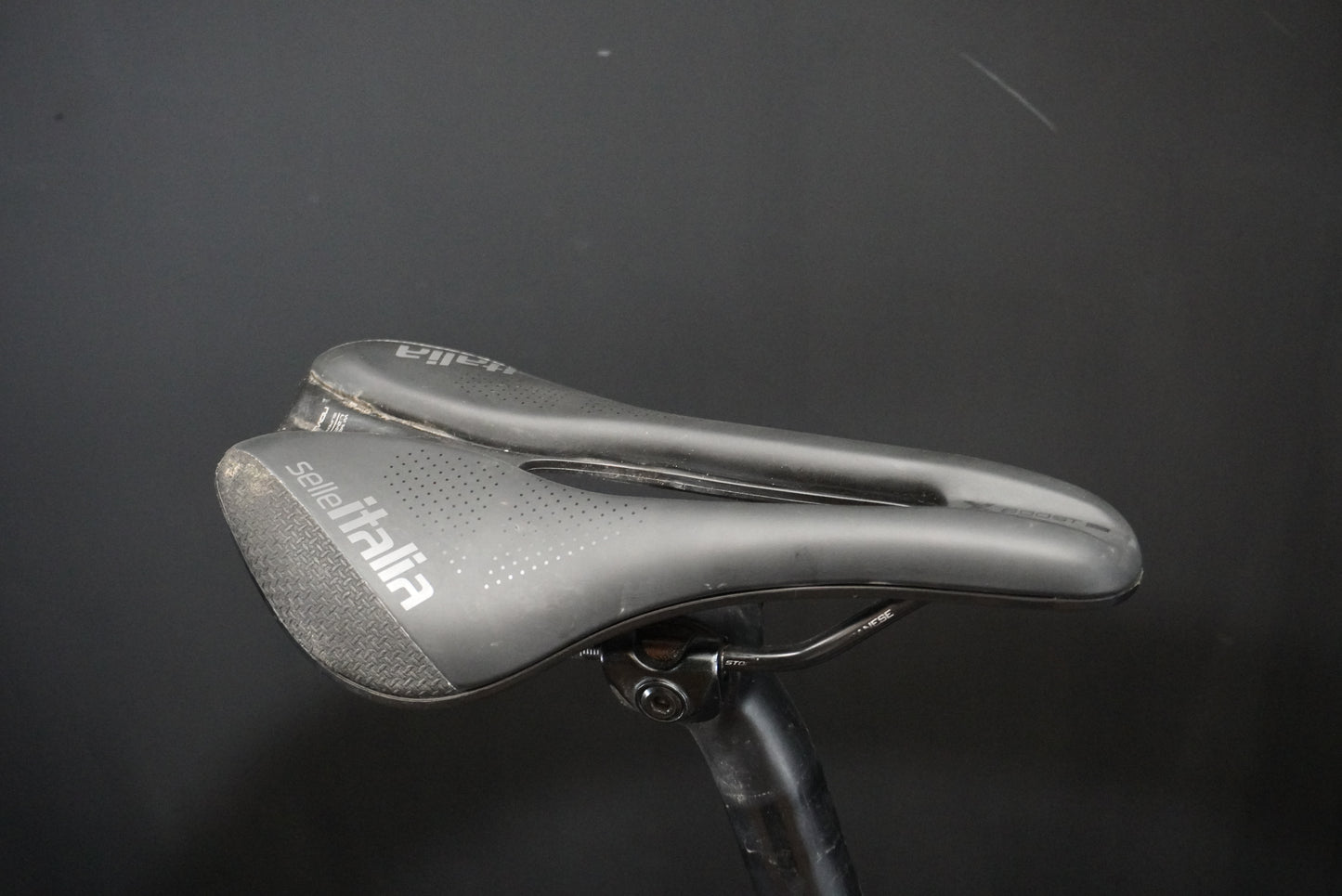 Vielo V+1 Rival AXS & P/M Carbon Disc Road Bike 2025 - Small