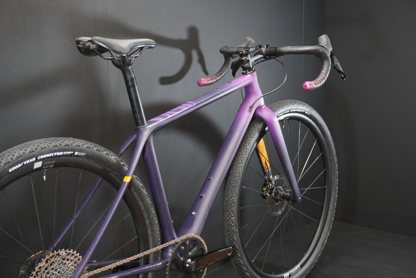 Vielo V+1 Rival AXS & P/M Carbon Disc Road Bike 2025 - Small