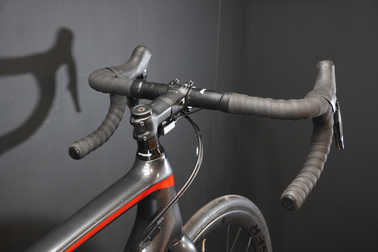 Trek Émonda SL7 Di2 Carbon Disc Road Bike 2019 - 56cm