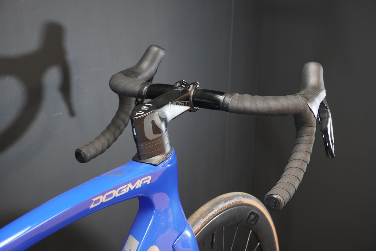 Pinarello Dogma F Carbon Disc Road Bike 2024 - 55cm