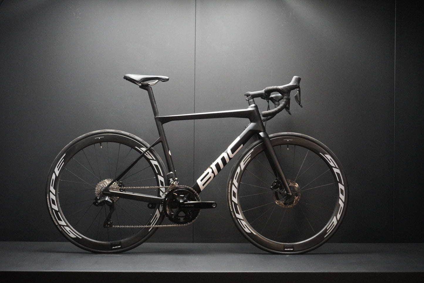 BMC Teammachine SLR Seven 105 Di2 Carbon Disc Road Bike 2023 - 54cm - £1.5K+ of Upgrades