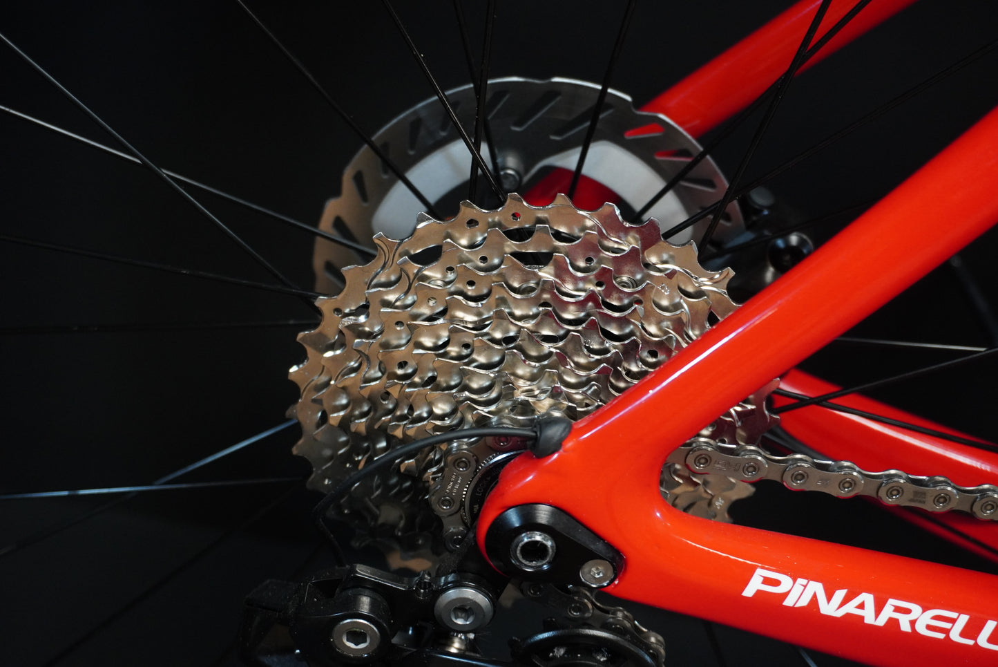 Pinarello F5 105 Di2 Carbon Disc Road Bike 2024 - 59.5cm