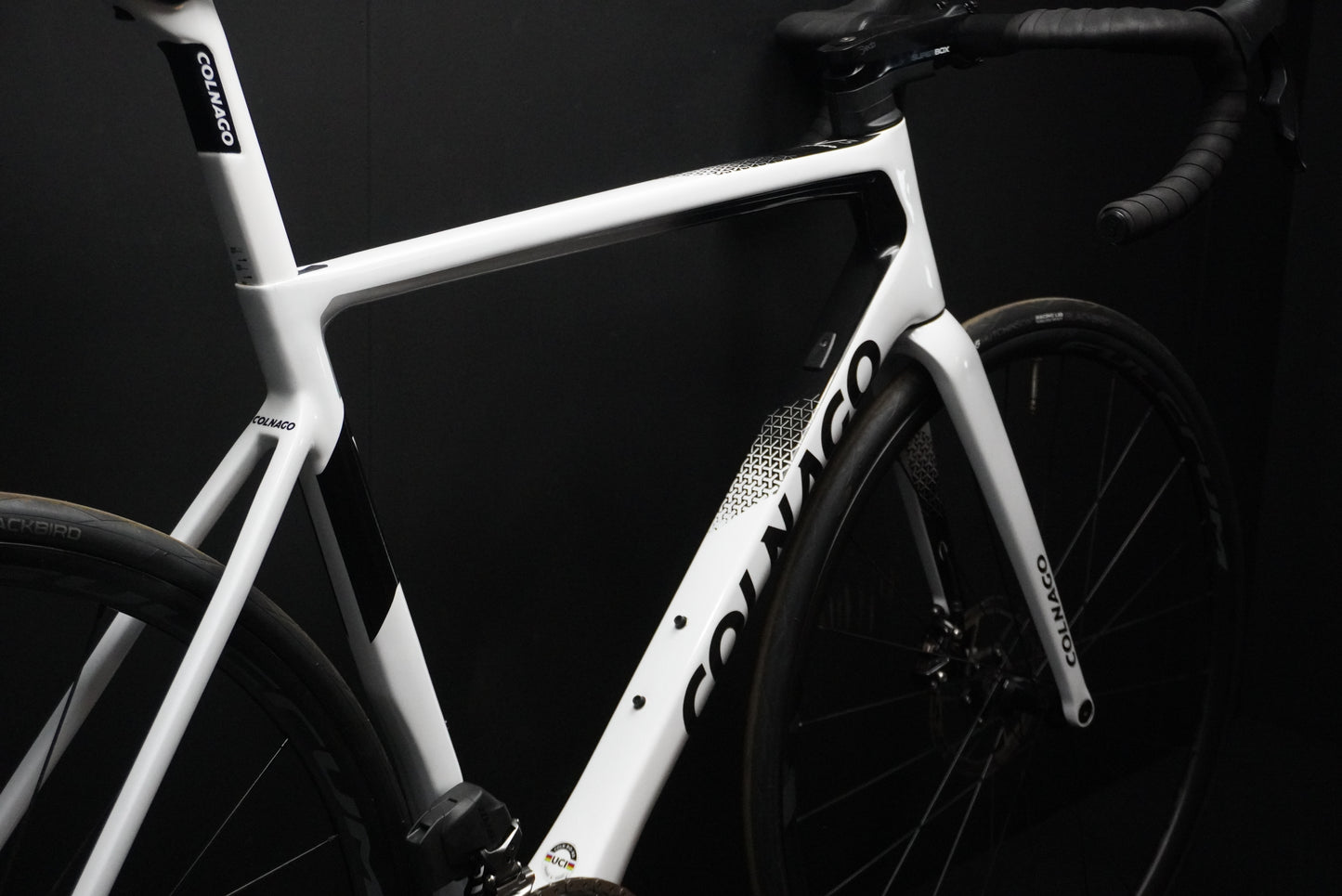 Ex-Display Colnago V3 AXS Carbon Disc Road Bike 2023 - 52s