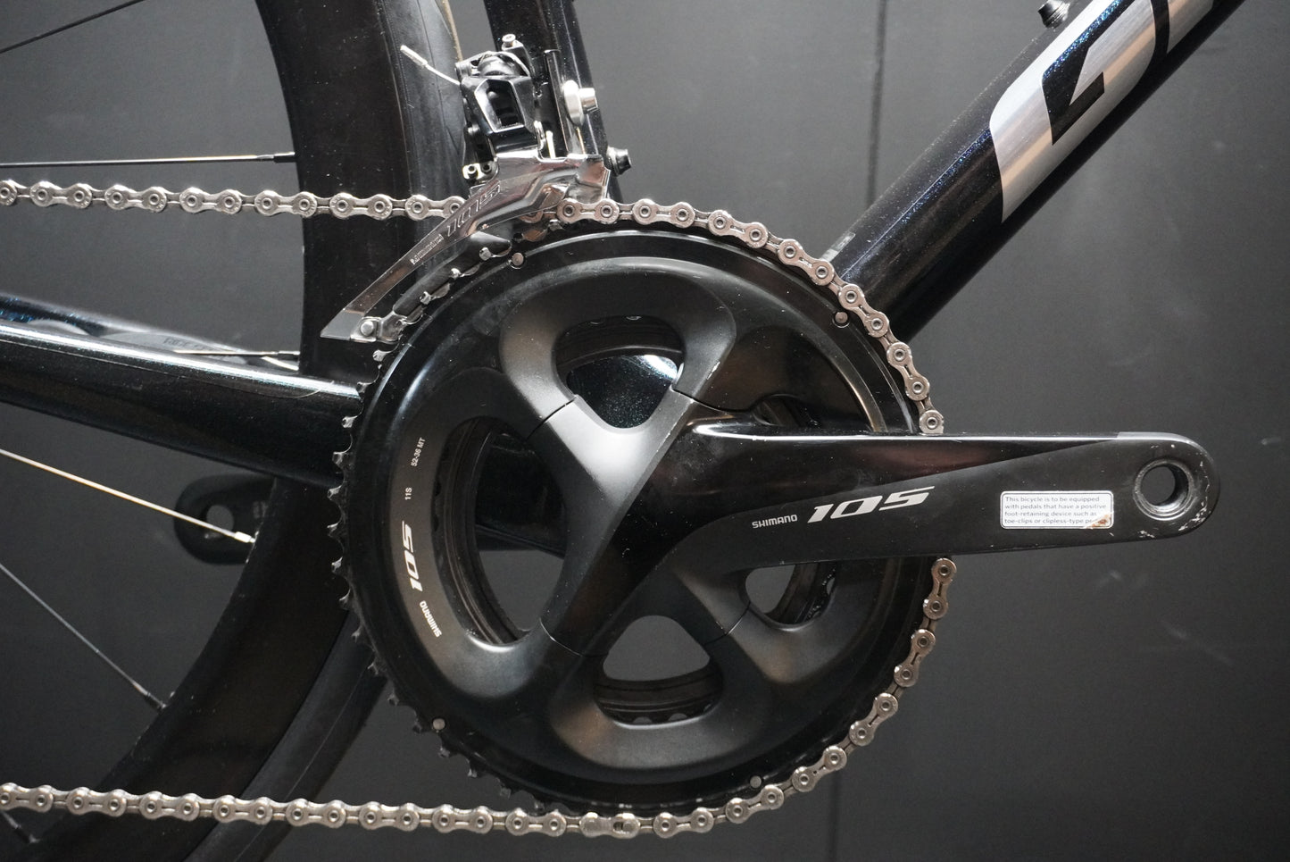 Giant TCR Advanced Pro 2 105 Carbon Disc Road Bike 2023 - Medium