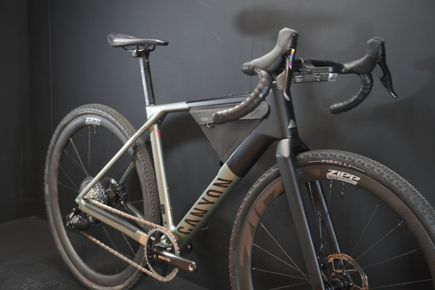 Canyon Grail CF SLX 8 AXS Carbon Disc Gravel Bike 2024 - Small