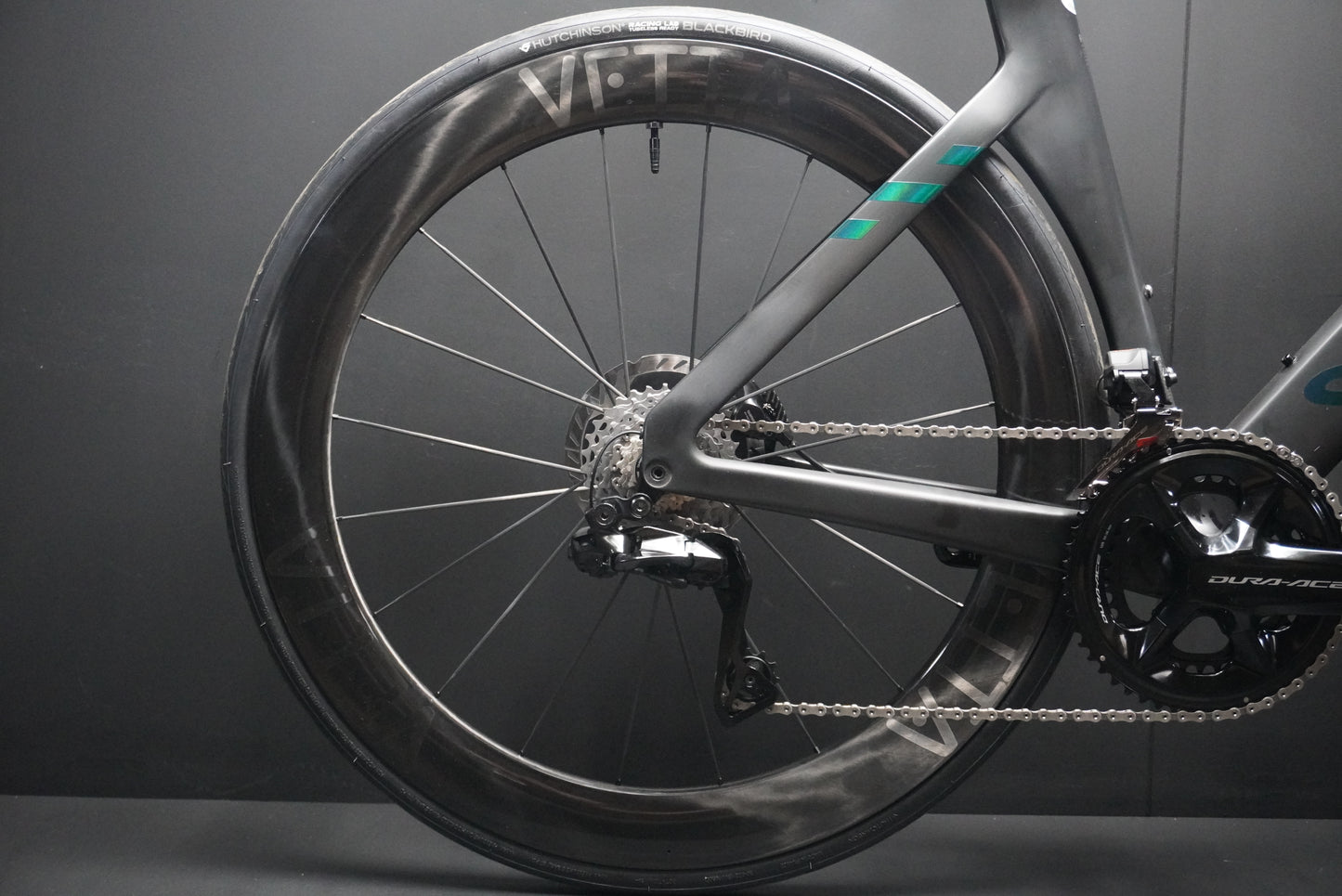 Canyon Aeroad CFR Dura-Ace Di2 Carbon Disc Road Bike 2024 - Medium