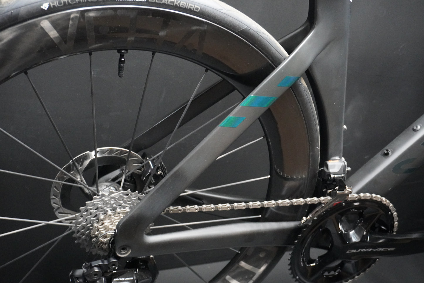 Canyon Aeroad CFR Dura-Ace Di2 Carbon Disc Road Bike 2024 - Medium